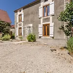 Les Pinsons Holiday home